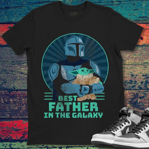 Star Wars The Mandalorian & Grogu Best Father's Day Unisex T-Shirt For Men Women - Picture 1 of 2